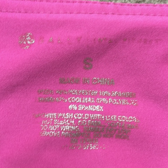 Bally Total Fitness Capris - Picture 5 of 7